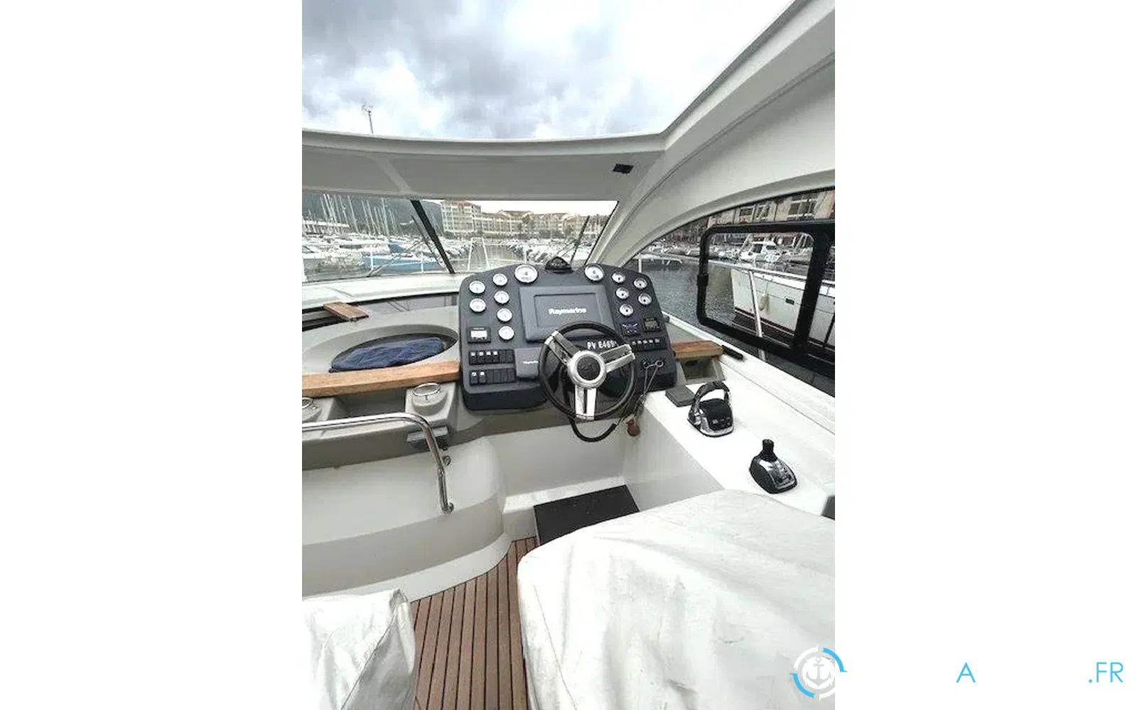slider 4 Beneteau Monte Carlo 42 HT