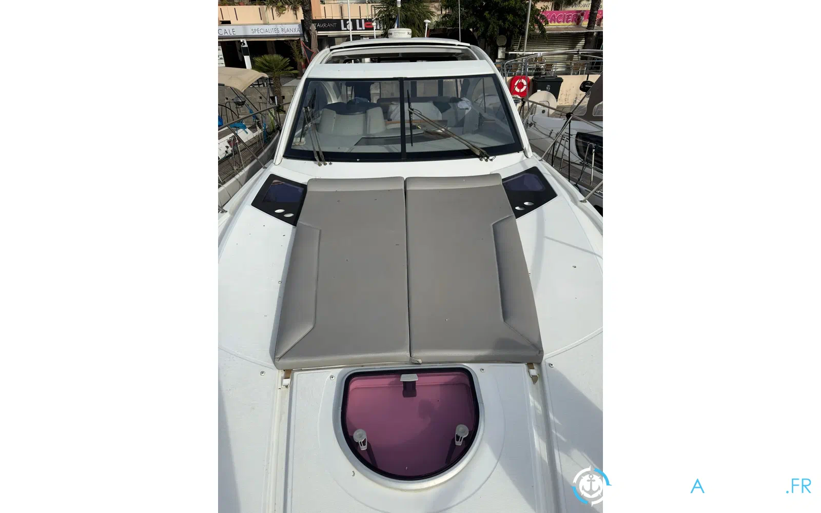 slider 6 Beneteau Monte Carlo 42 HT