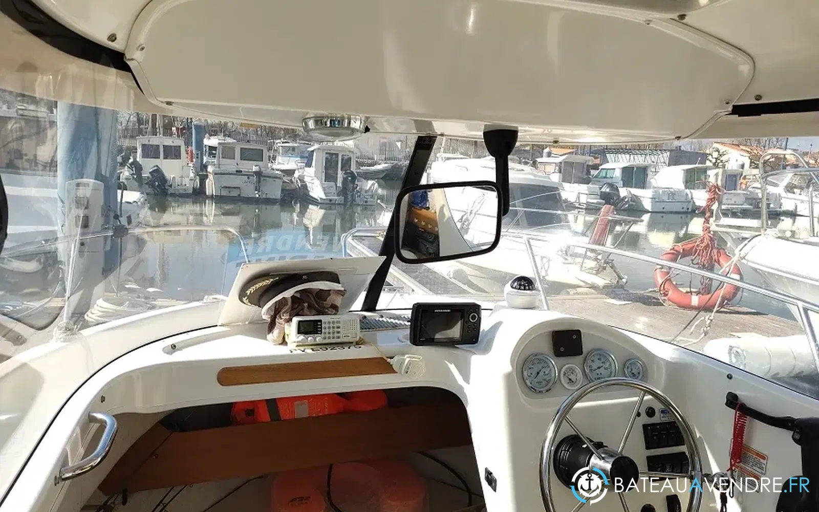 slider 12 Quicksilver 640 Pilothouse