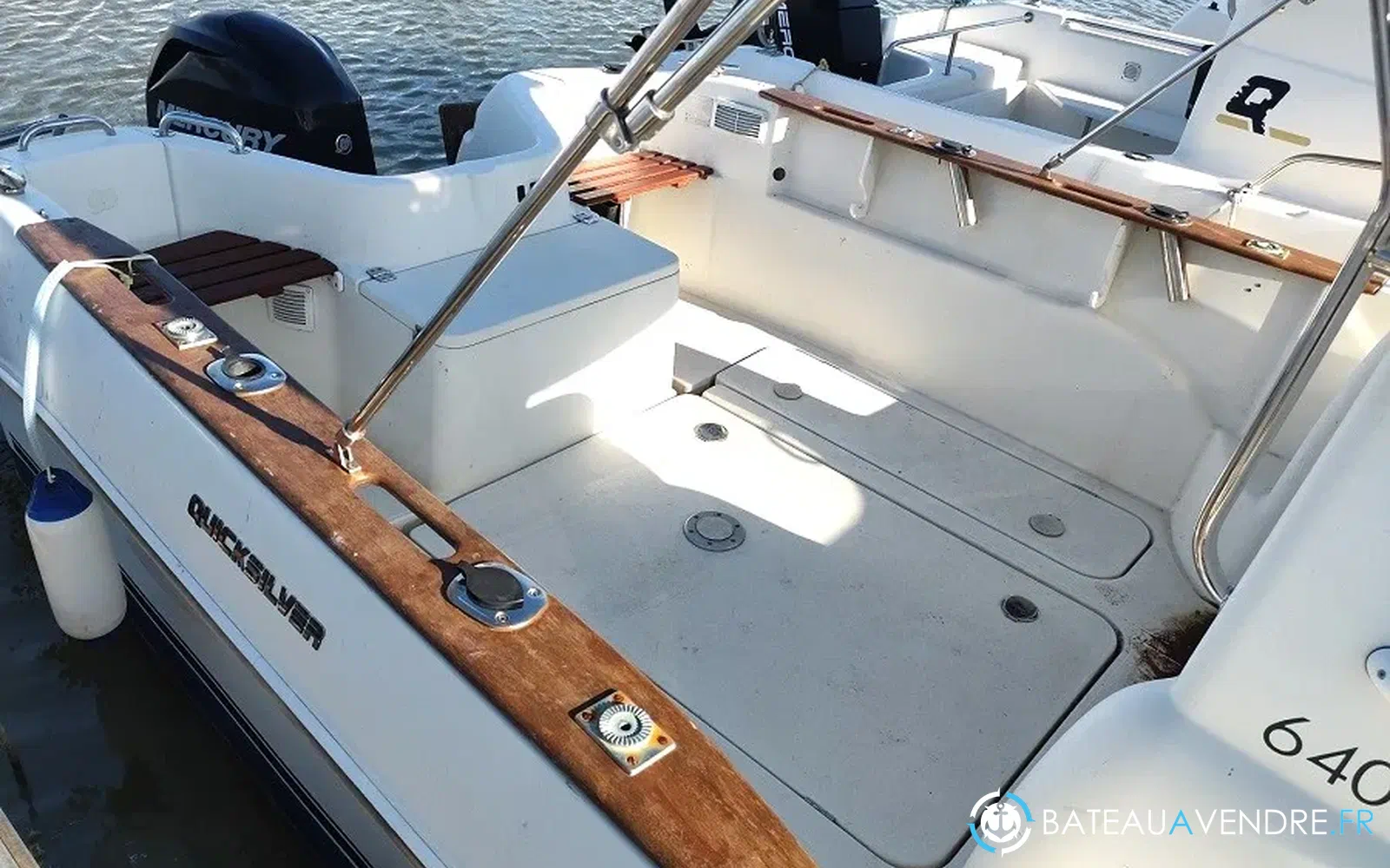 slider 19 Quicksilver 640 Pilothouse