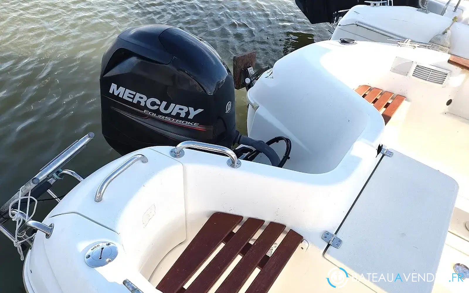 slider 20 Quicksilver 640 Pilothouse