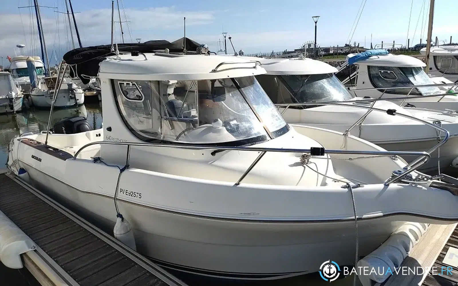 slider 1 Quicksilver 640 Pilothouse