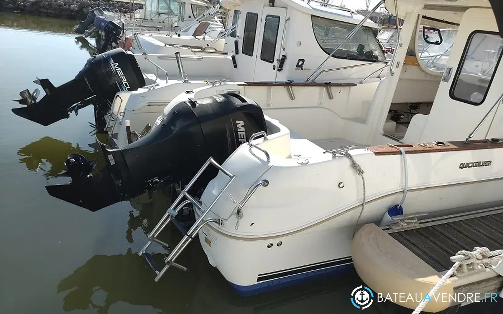 slider 4 Quicksilver 640 Pilothouse