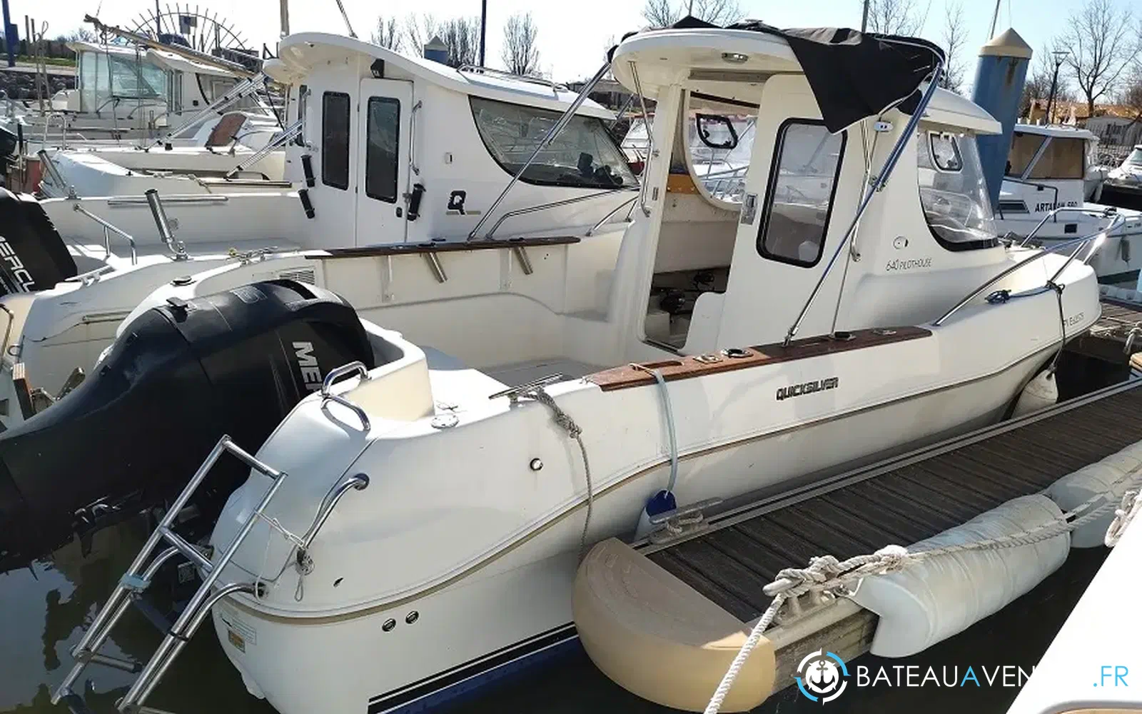 slider 5 Quicksilver 640 Pilothouse