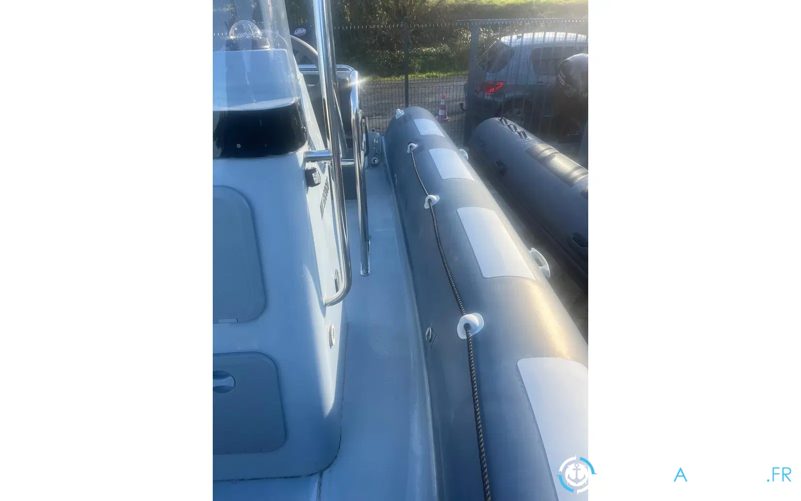 slider 2 Valiant 690 Sport Fishing