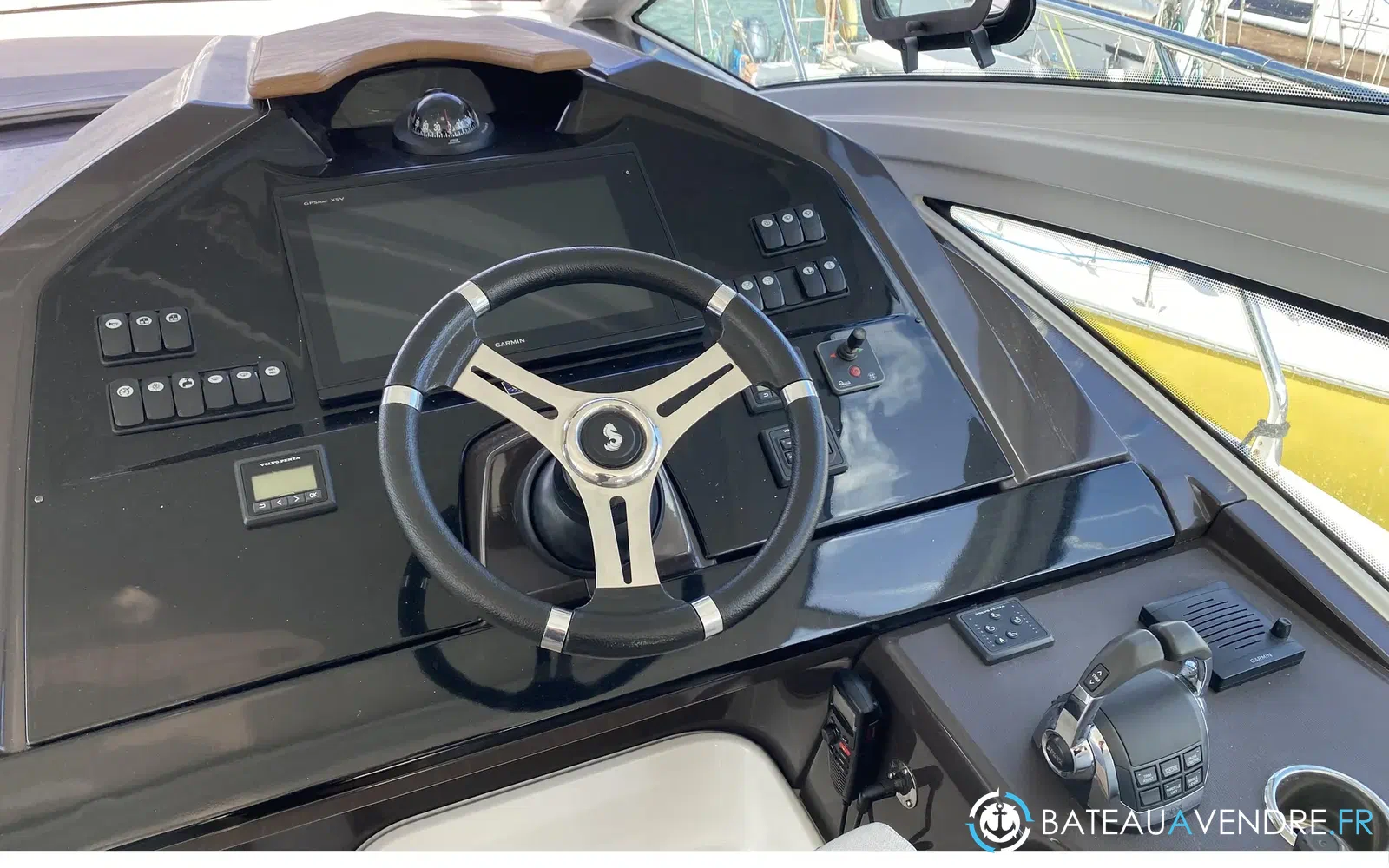 slider 1 Beneteau Gran Turismo 46