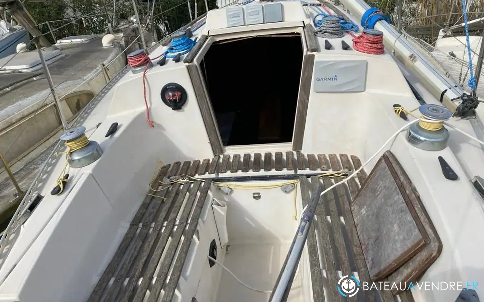 slider 10 Beneteau First 30