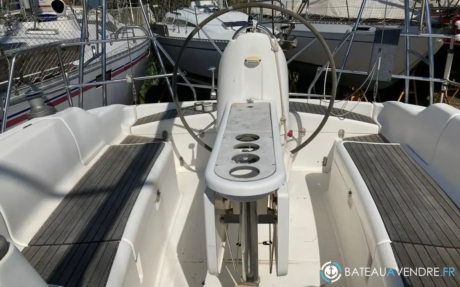 slider 4 Dufour Gib Sea 37