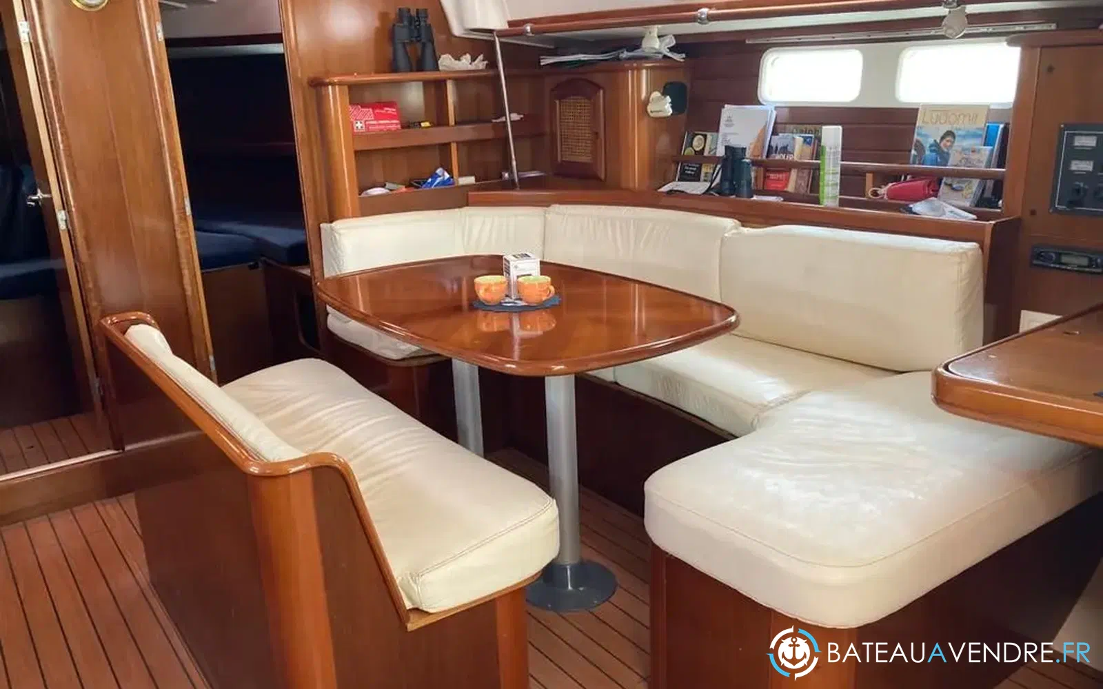 slider 1 Beneteau Oceanis 461