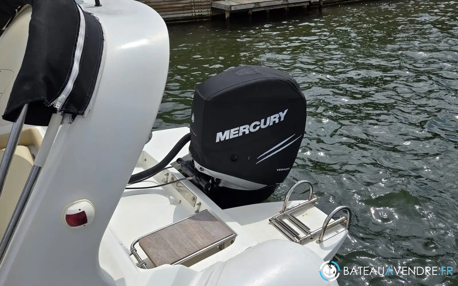 slider 5 Nuova Jolly Blackfin 25 Elegance