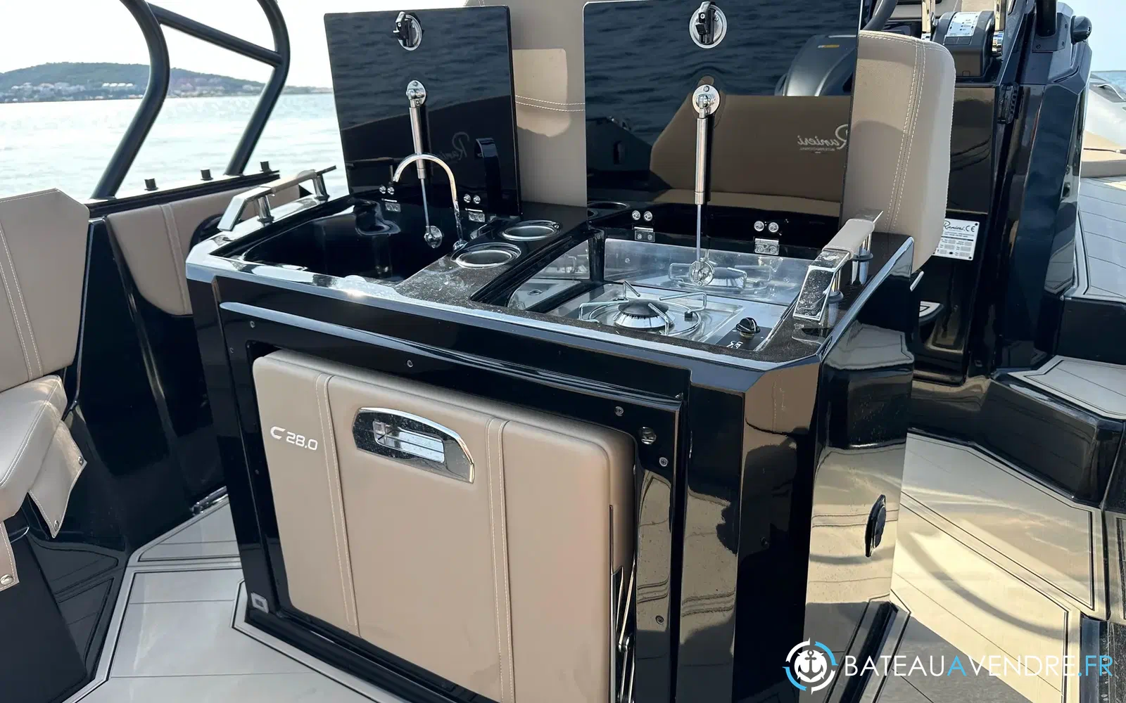 slider 6 Ranieri Cayman 28.0 Executive