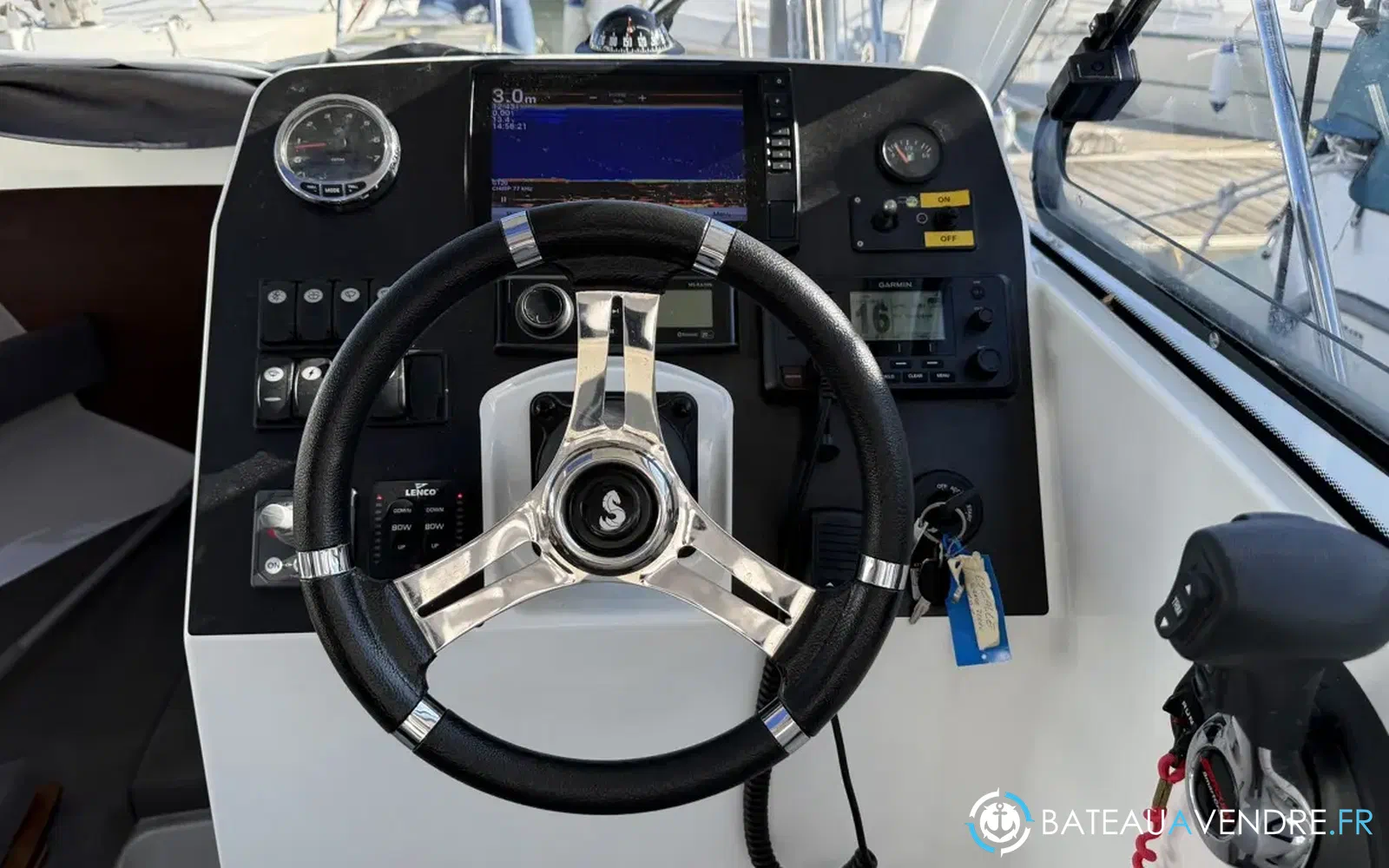 slider 17 Beneteau Antares 8 OB