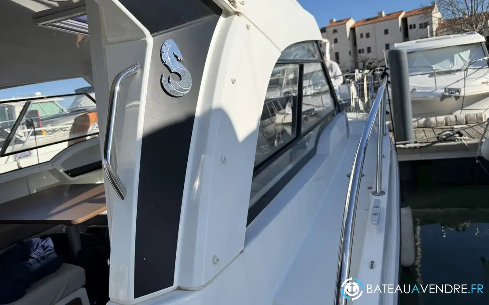 slider 5 Beneteau Antares 8 OB