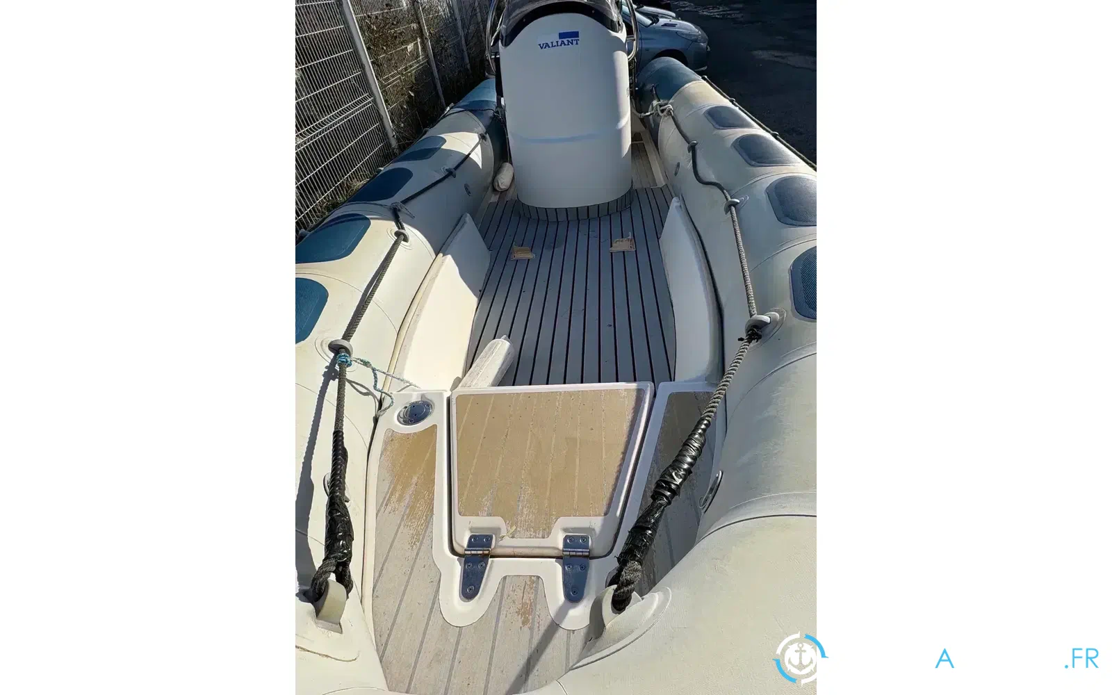 slider 1 Valiant V 520