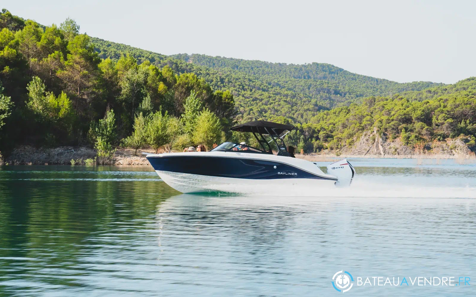 slider 1 Bayliner V20