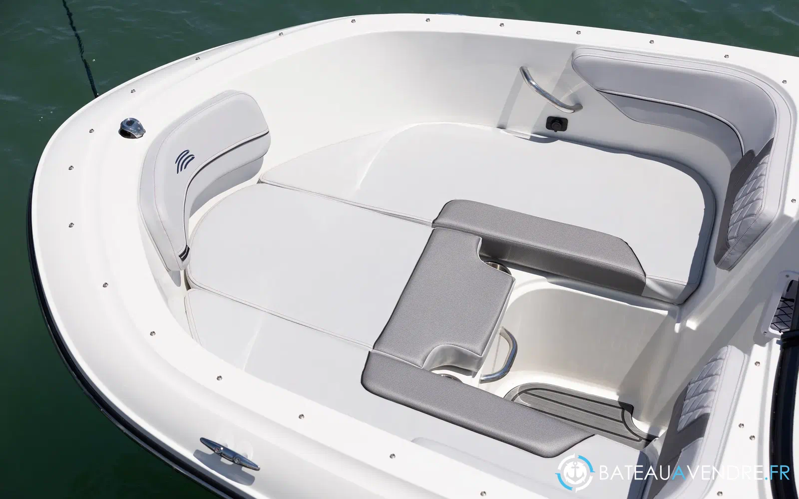 slider 4 Bayliner VR4 BOWRIDER OB