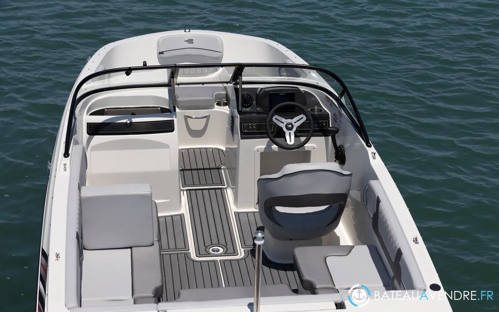 slider 3 Bayliner VR4 BOWRIDER OB