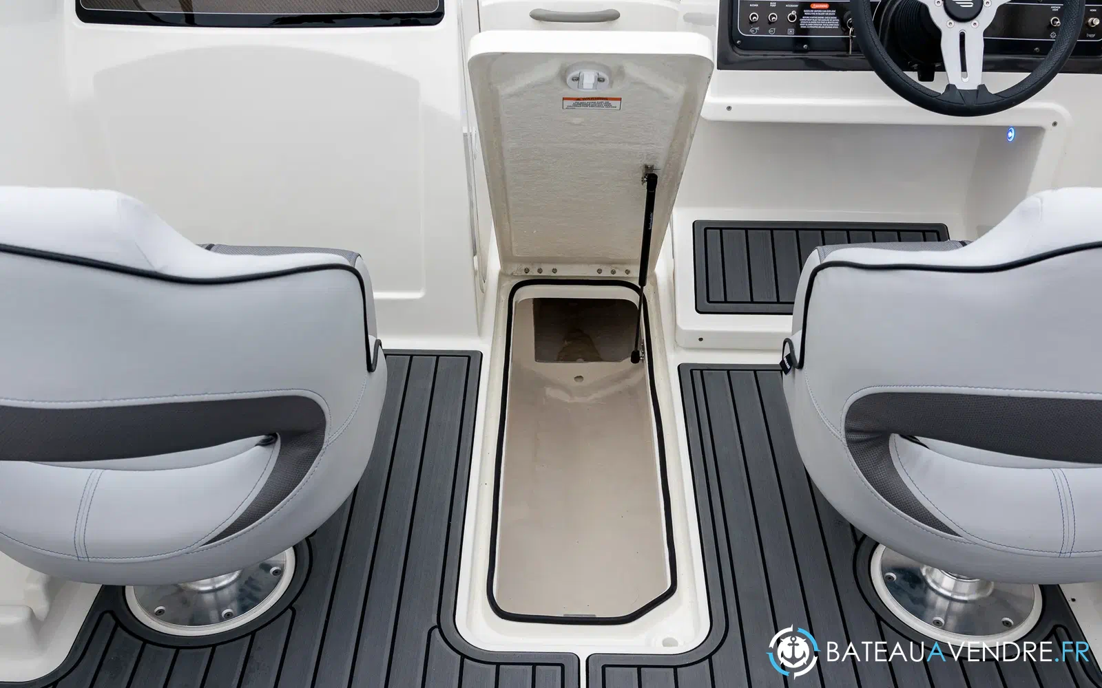 slider 7 Bayliner VR4 BOWRIDER OB