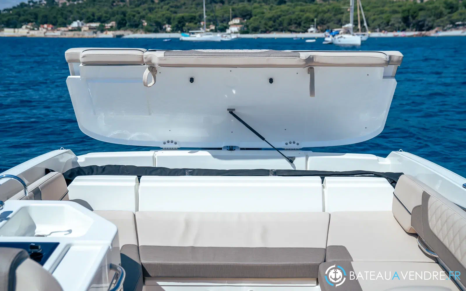 slider 7 Bayliner VR6 Cuddy