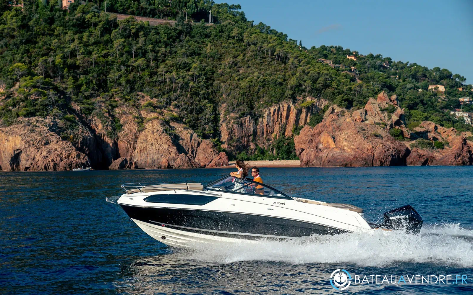 slider 1 Bayliner VR6 Cuddy