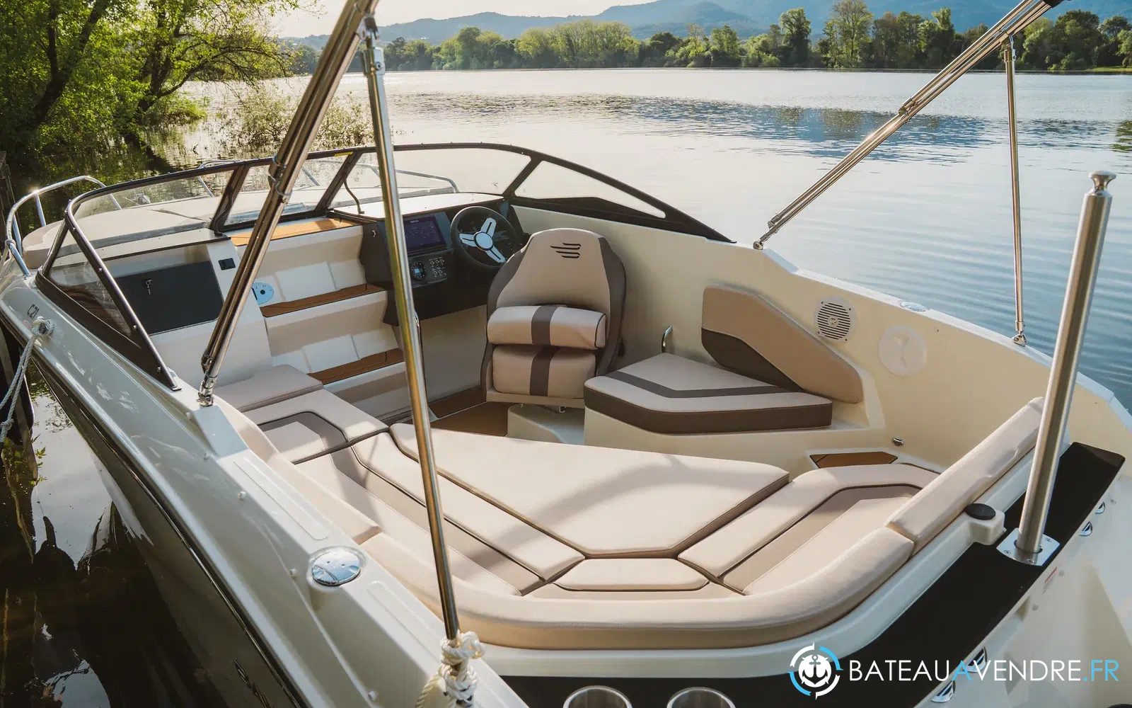 slider 6 Bayliner C21