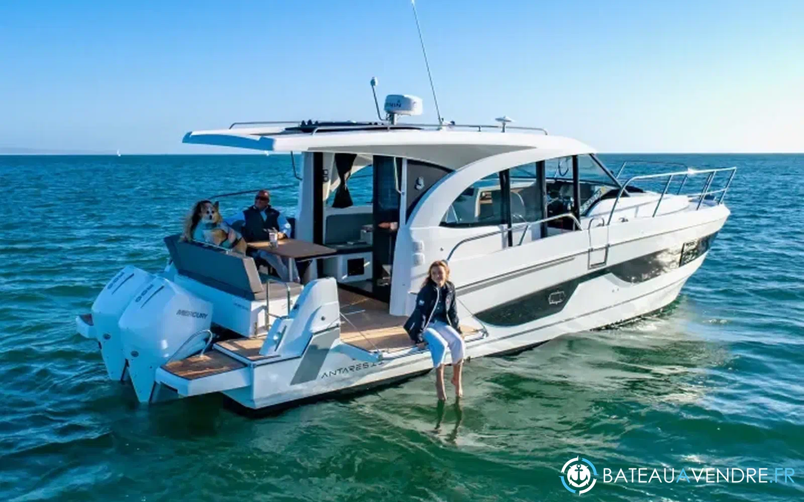 slider 0 Beneteau Antares 11