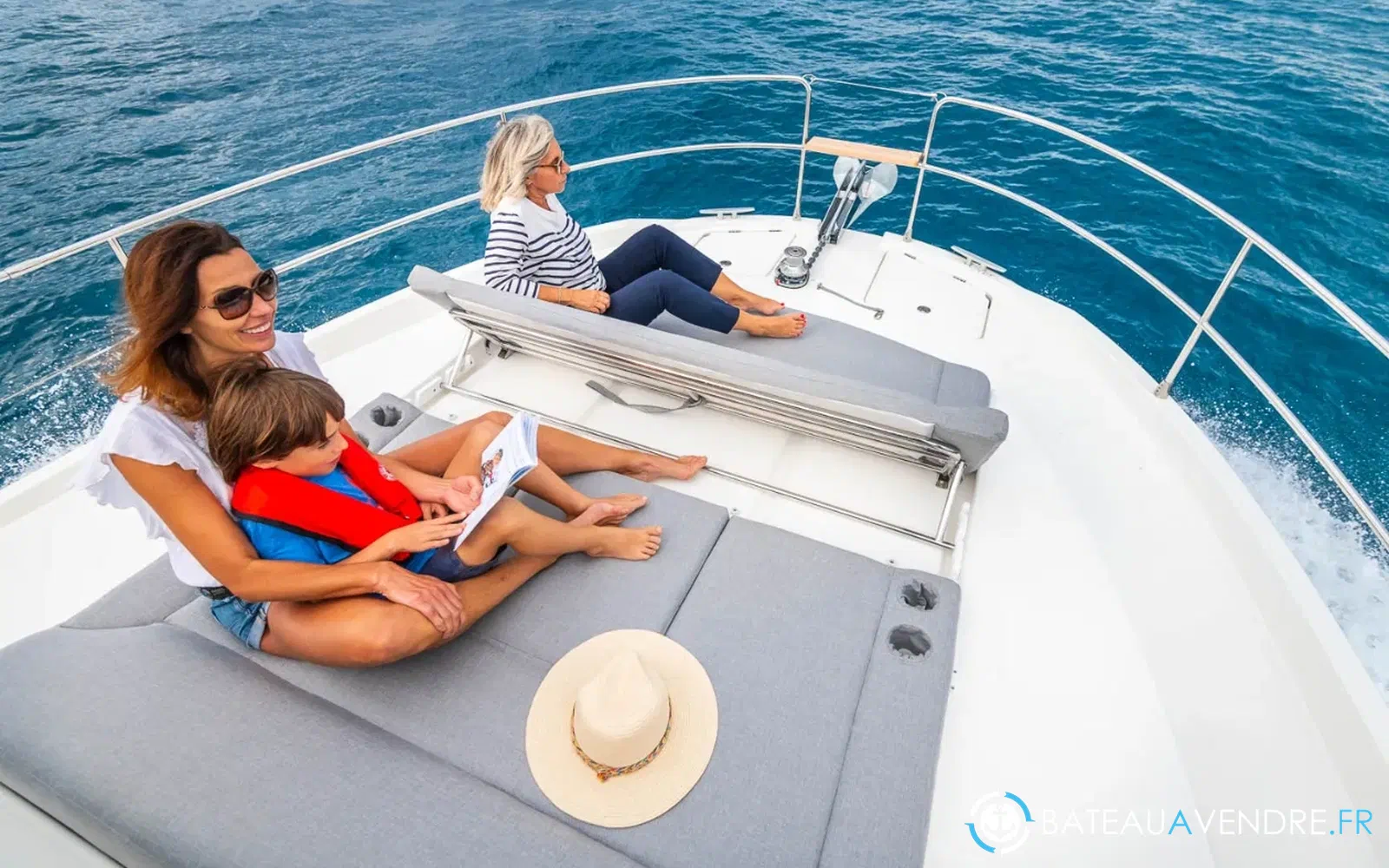 slider 1 Beneteau Swift Trawler 41 Sedan