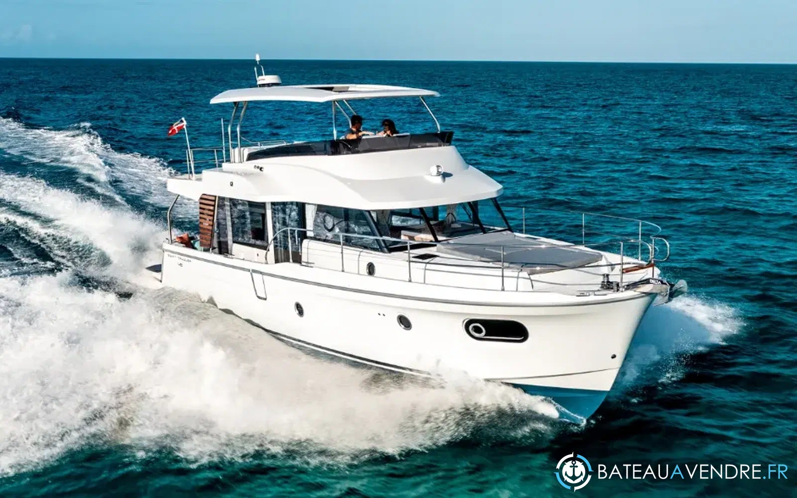 slider 1 Beneteau Swift Trawler 48