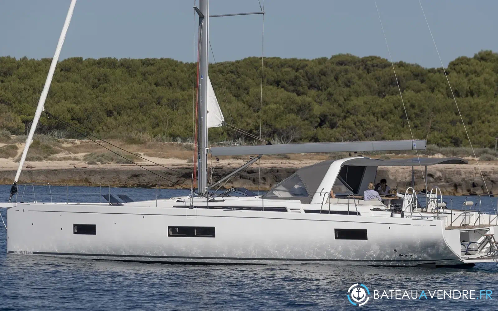 slider 1 Beneteau Oceanis Yacht 54