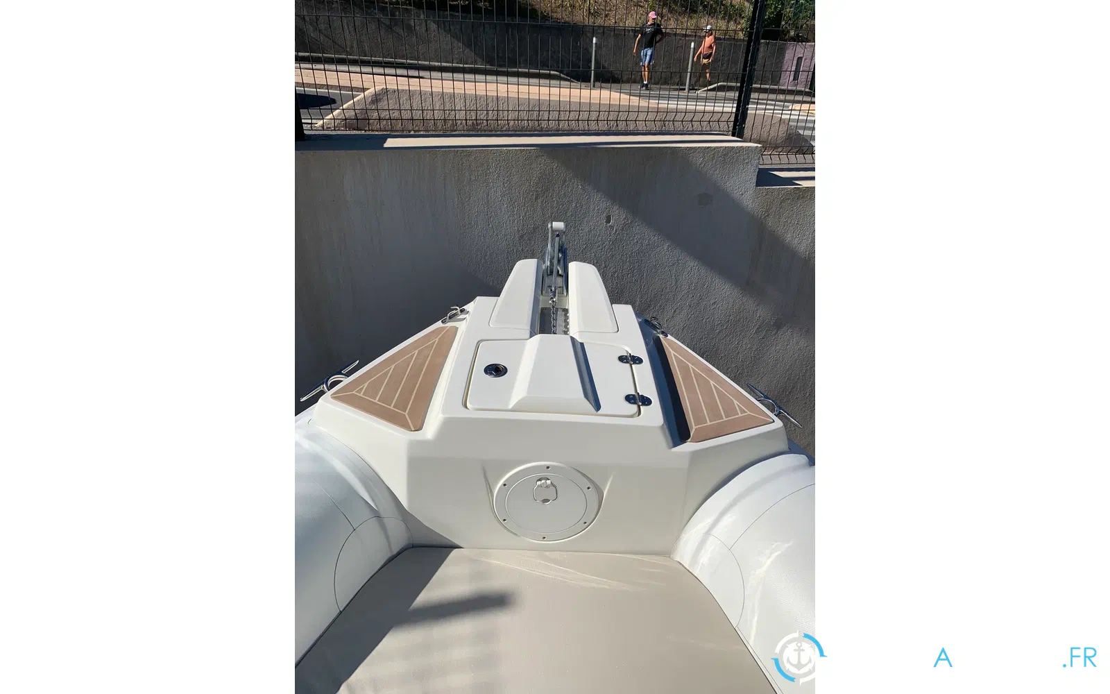 slider 8 Capelli Tempest 775 Open