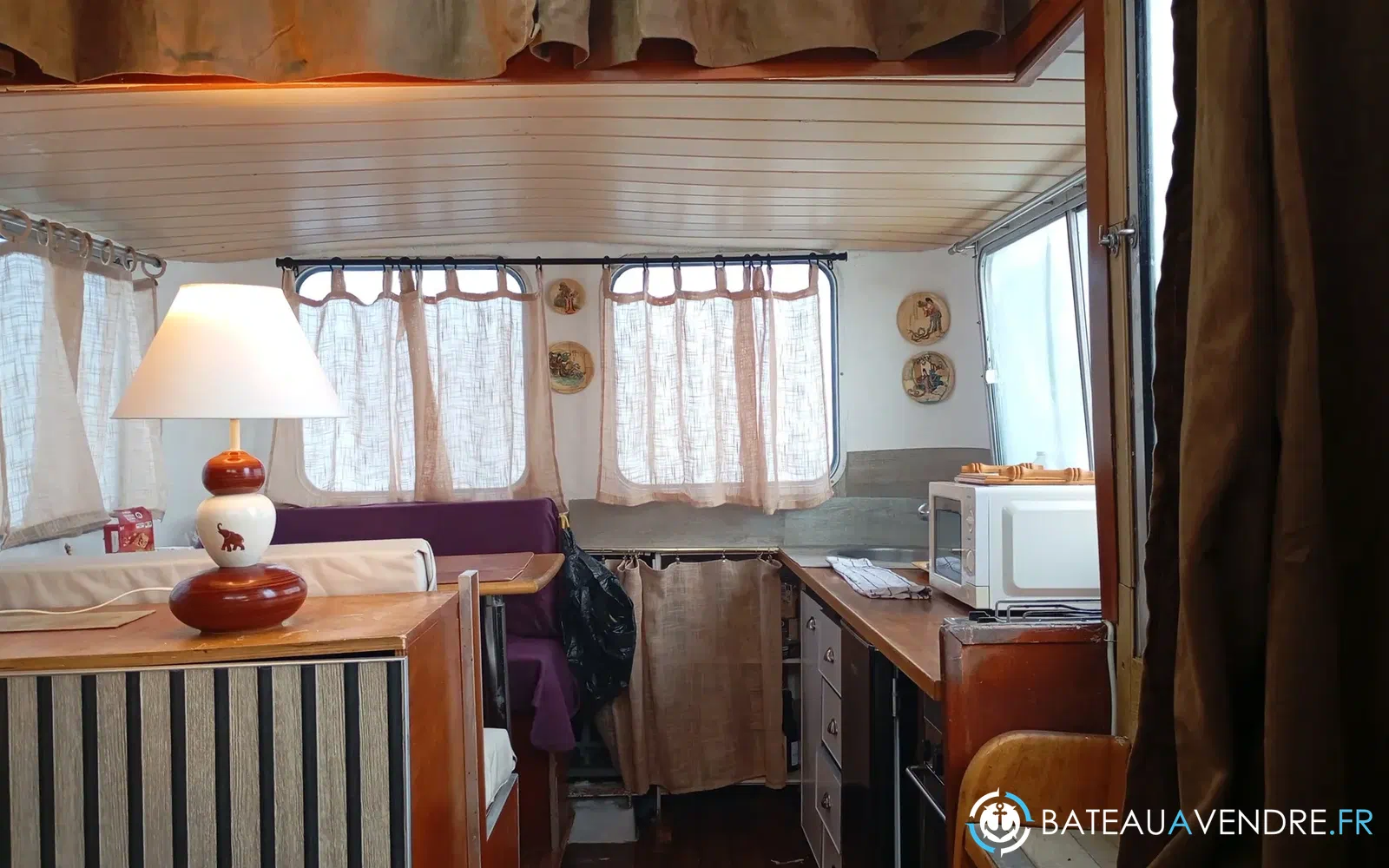 slider 8 Locaboat 1107
