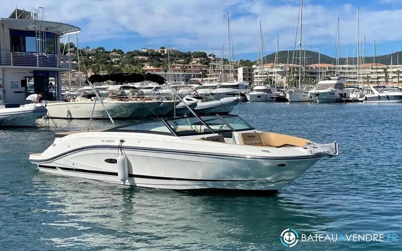 slider 0 Sea Ray 230 SPX