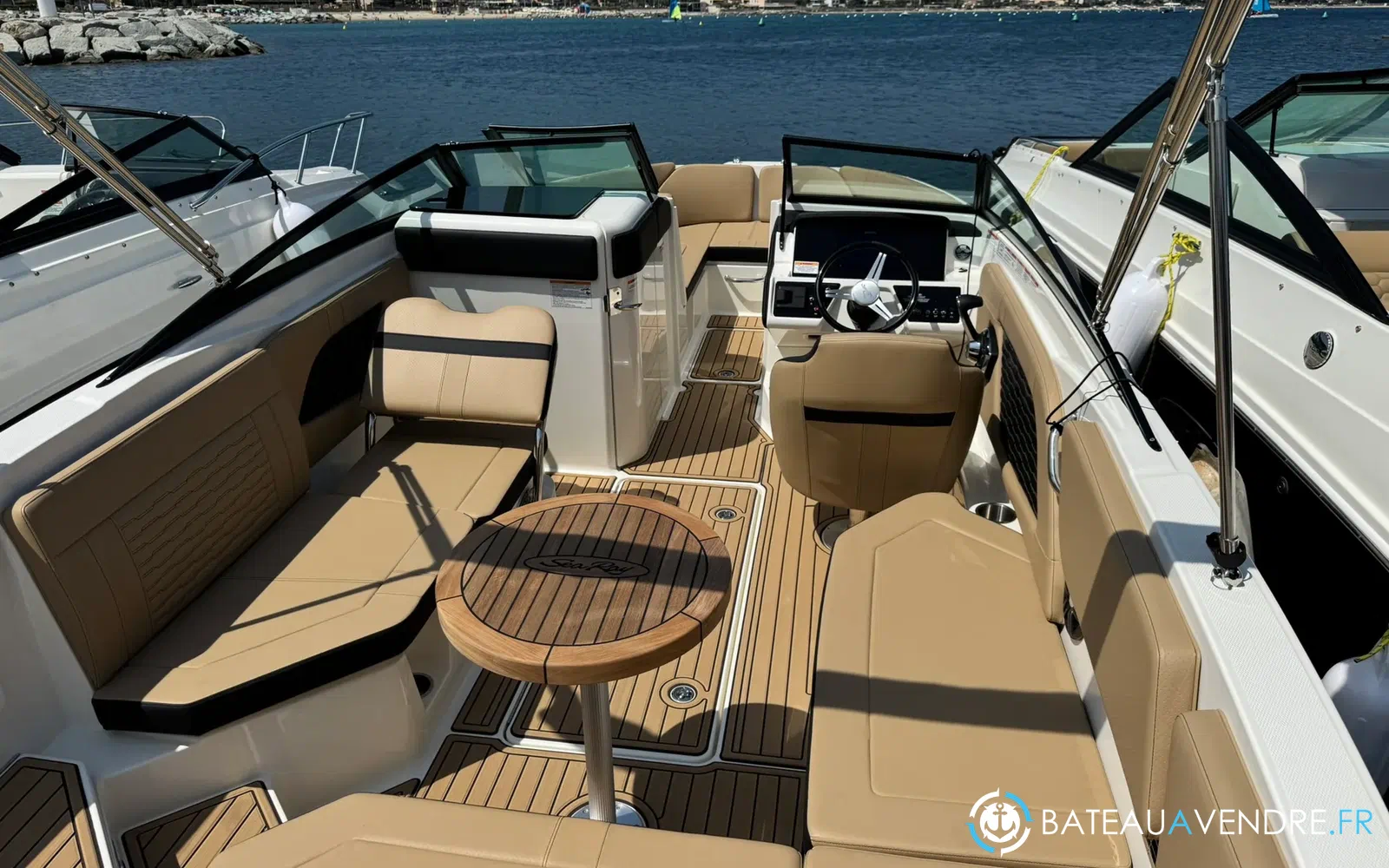 slider 5 Sea Ray 230 SPX