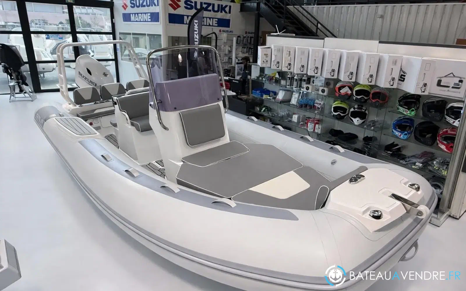 slider 1 Gala Boats V650