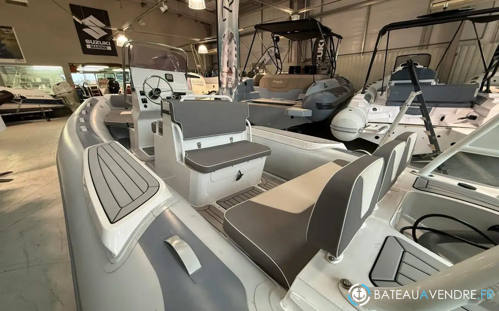 slider 5 Gala Boats V650