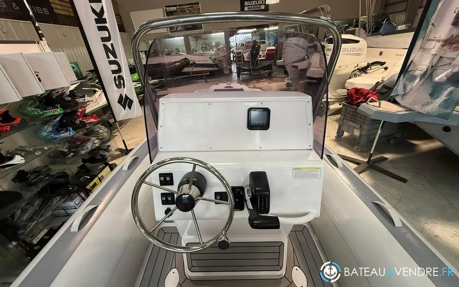 slider 7 Gala Boats V650
