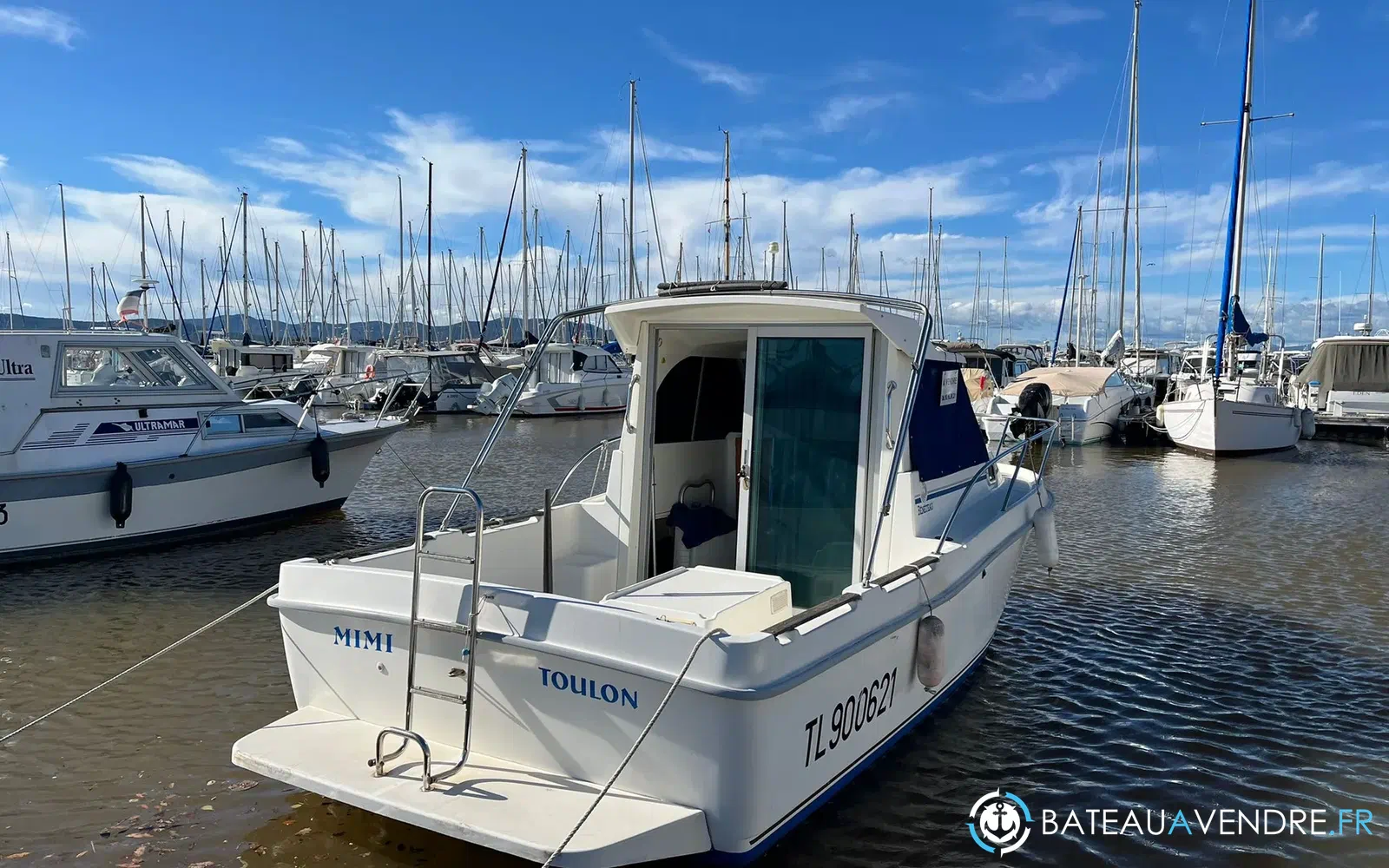 slider 1 Beneteau Antares Serie 6