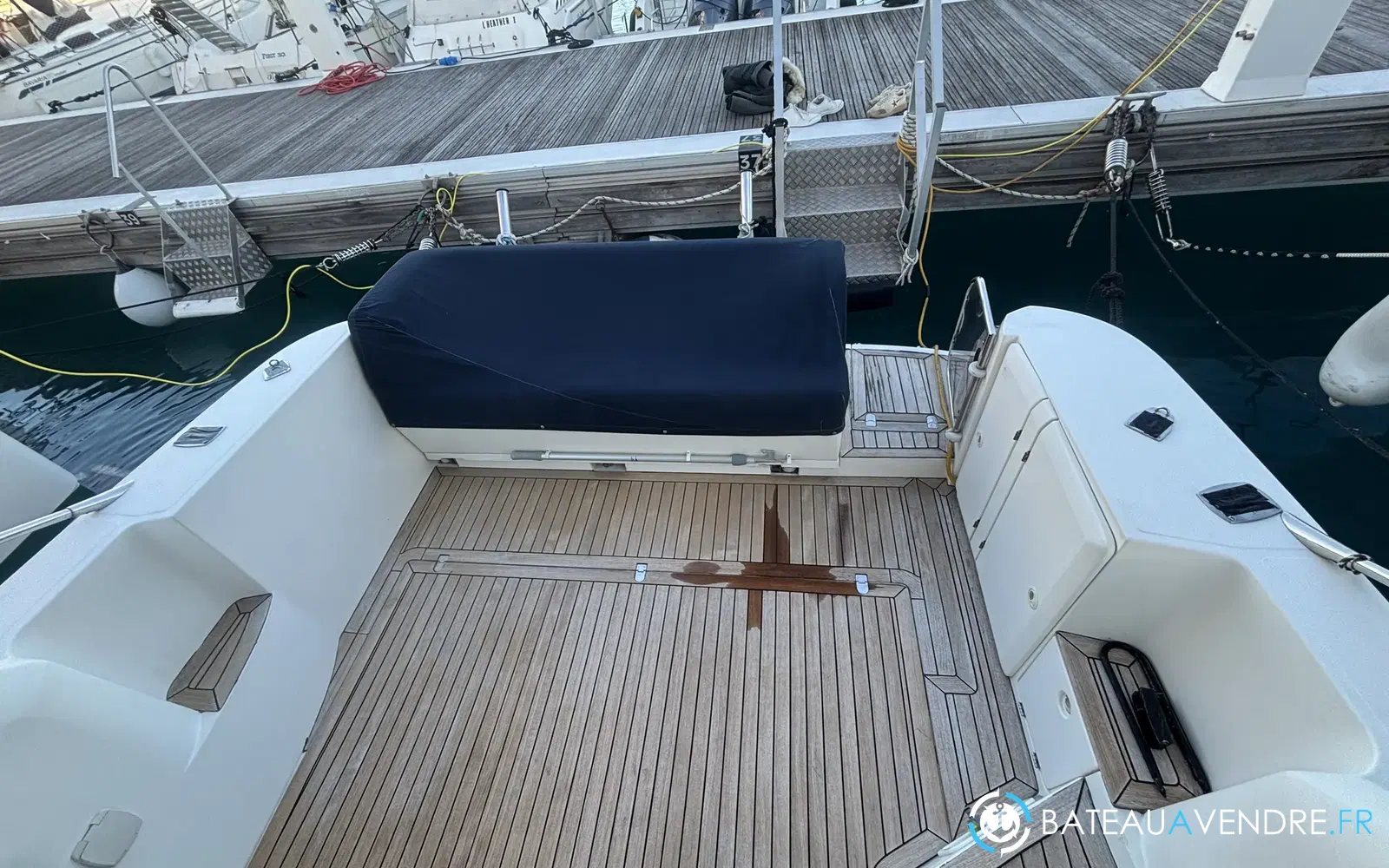 slider 17 Sealine F 34