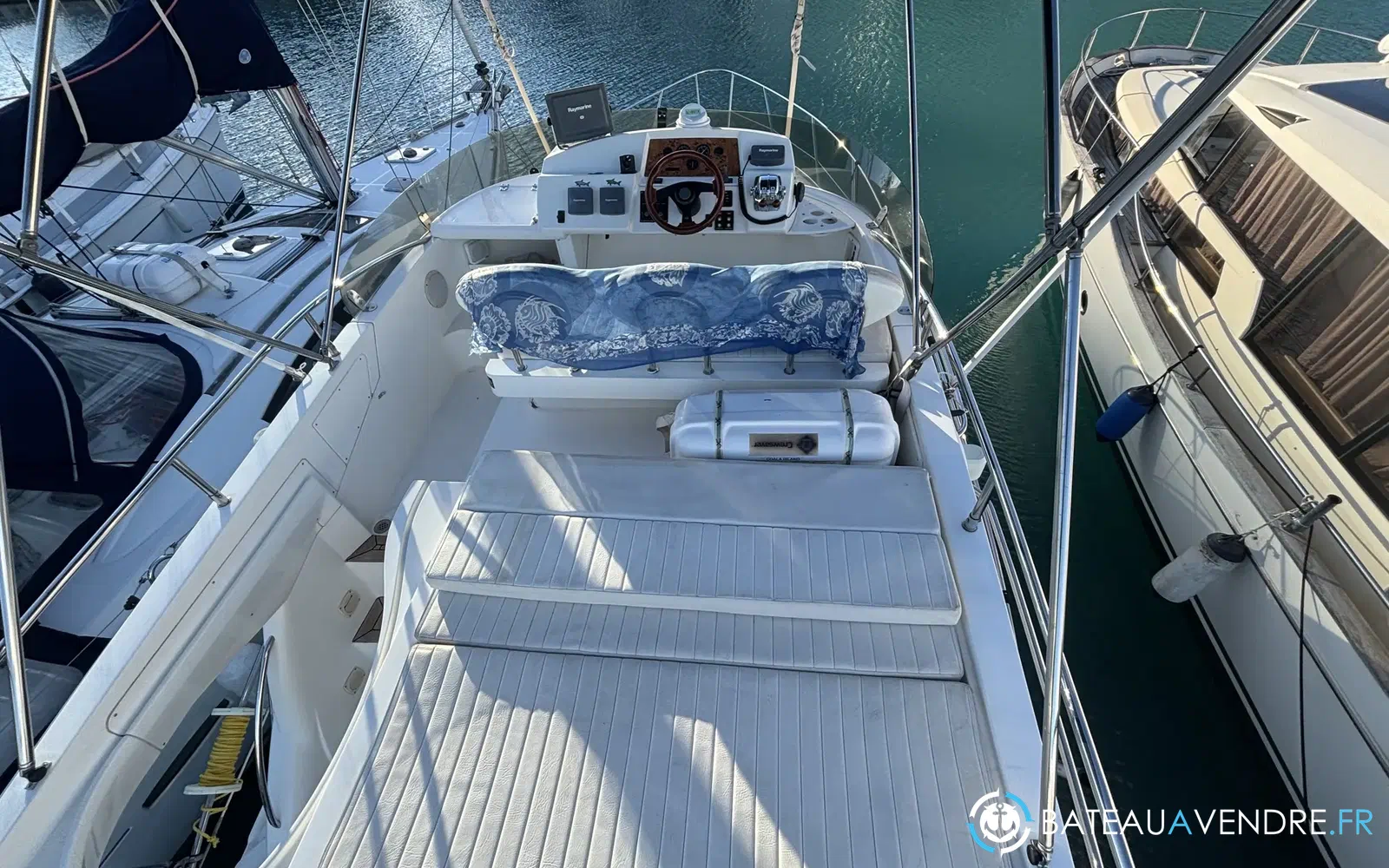 slider 27 Sealine F 34