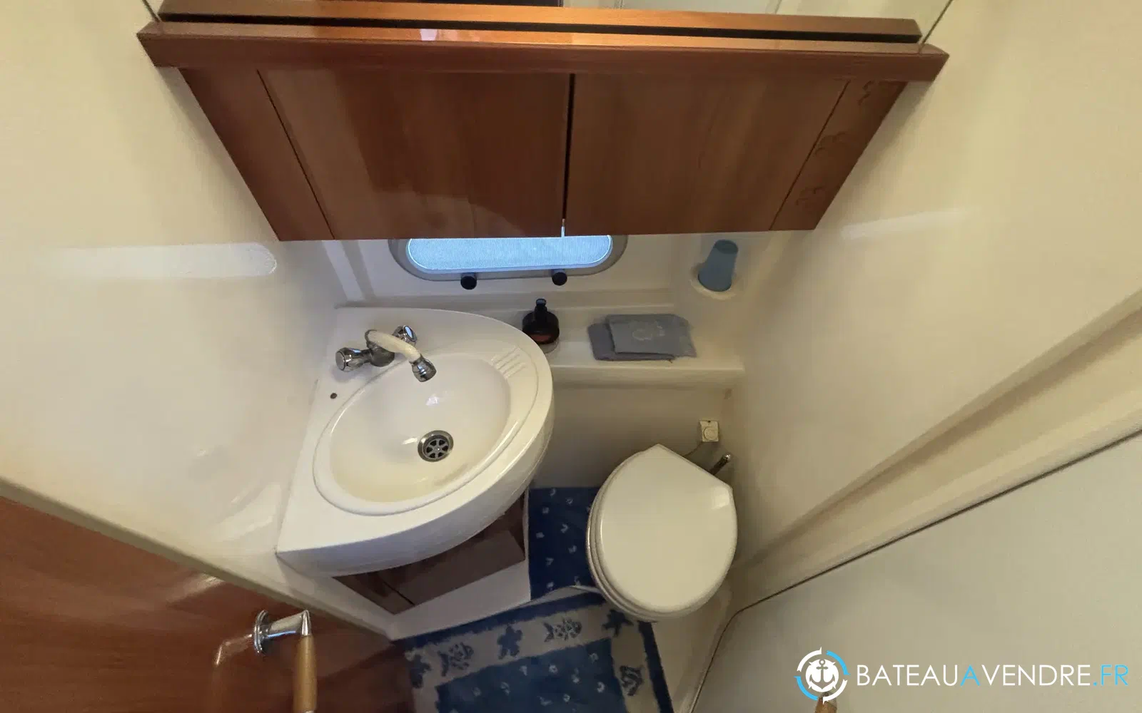 slider 38 Sealine F 34