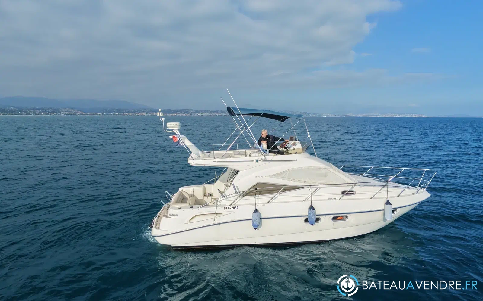slider 4 Sealine F 34