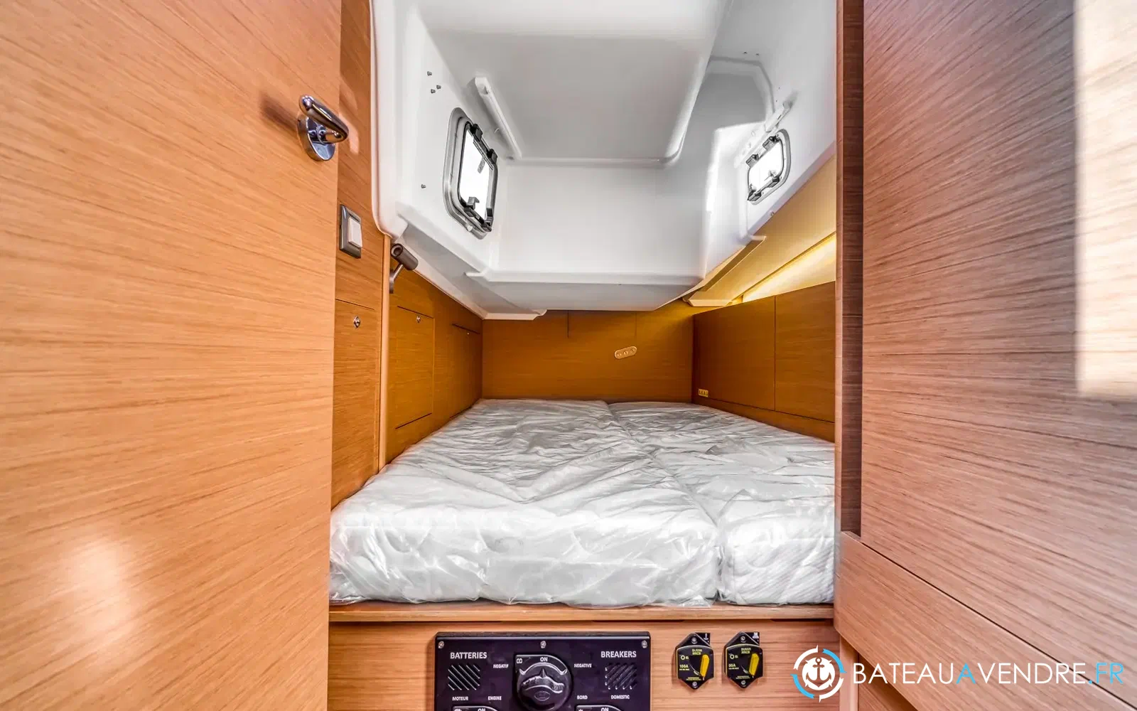 slider 25 Jeanneau Sun Odyssey 410