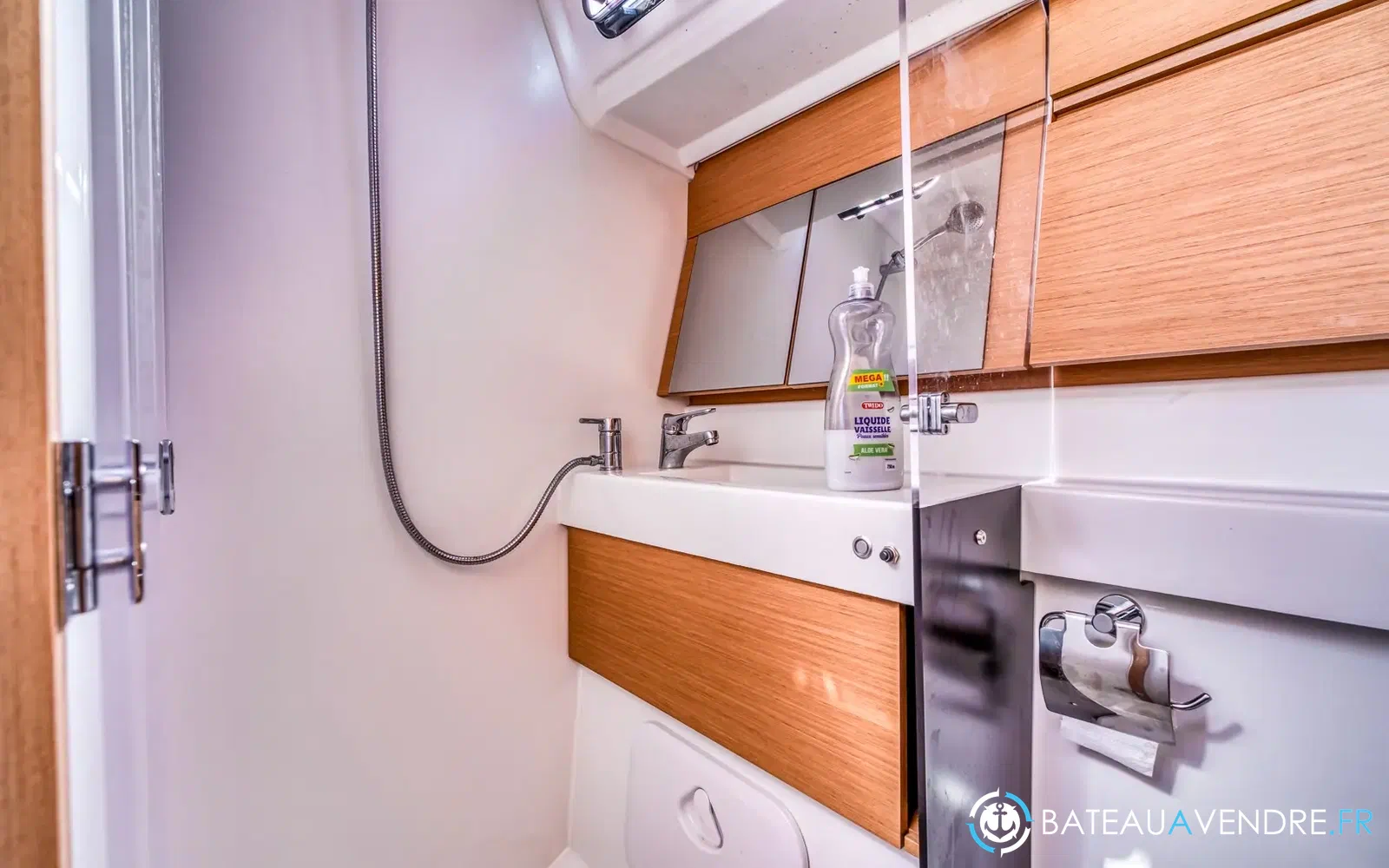slider 29 Jeanneau Sun Odyssey 410