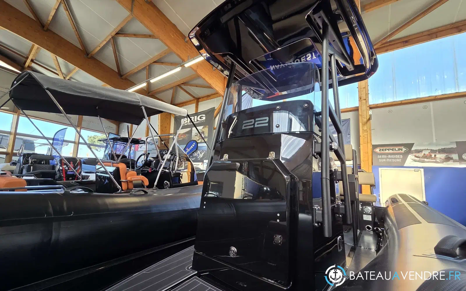 slider 10 Brig Navigator 22
