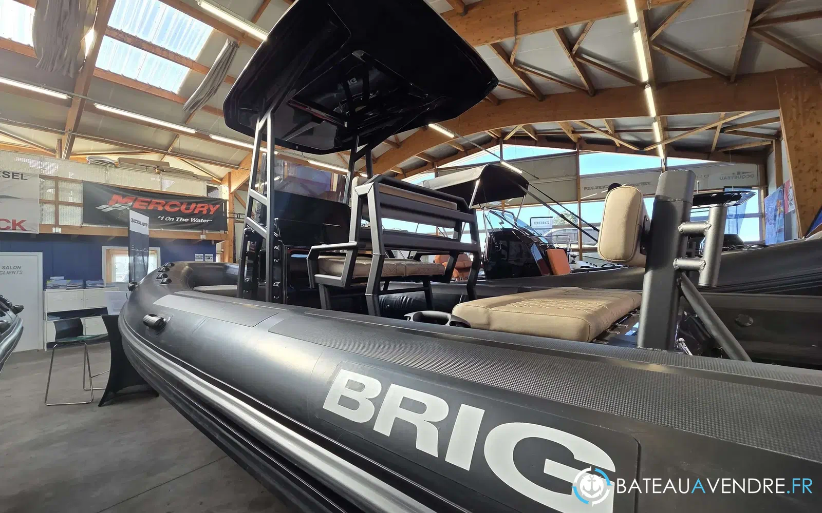slider 2 Brig Navigator 22