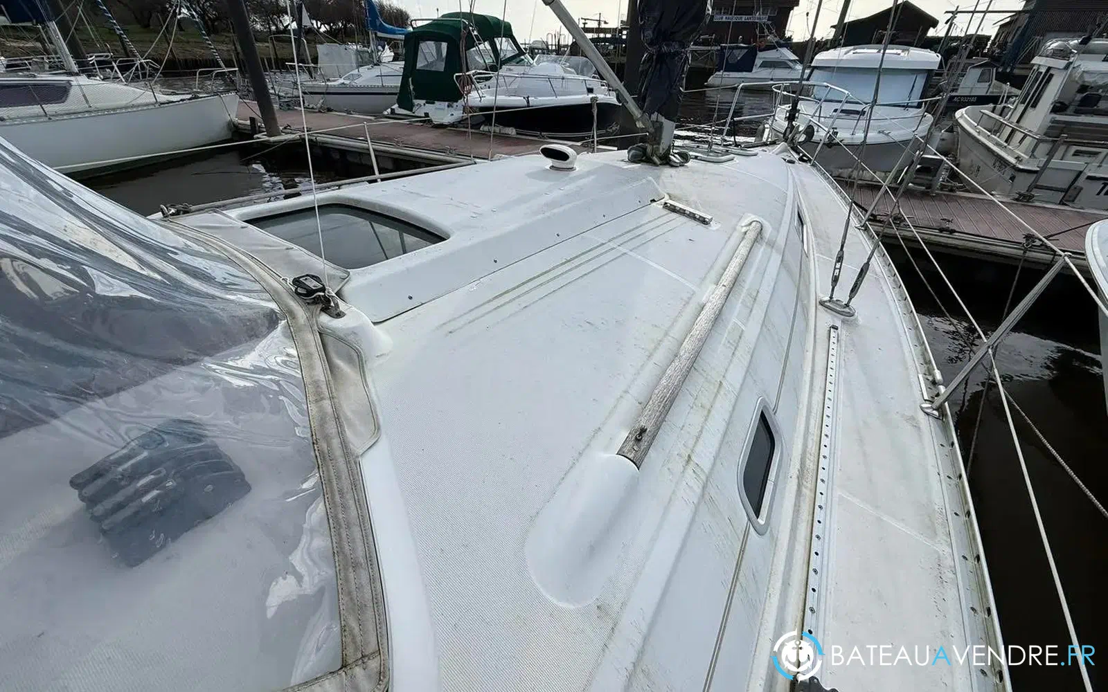slider 8 Beneteau Oceanis 331 Clipper