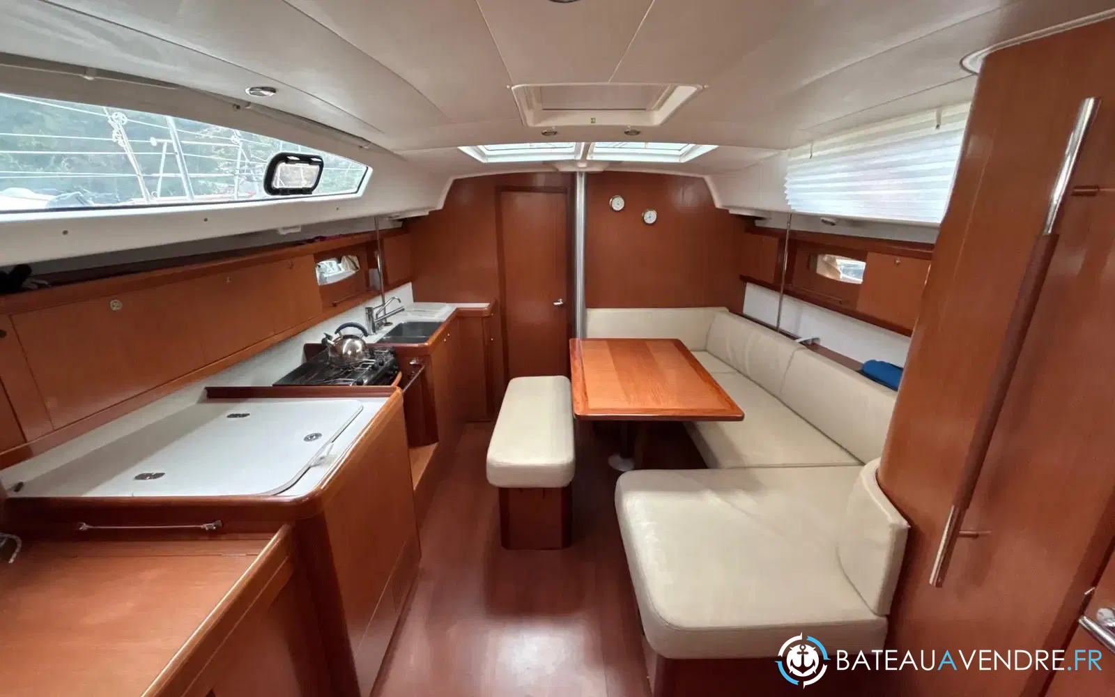 slider 9 Beneteau Oceanis 40