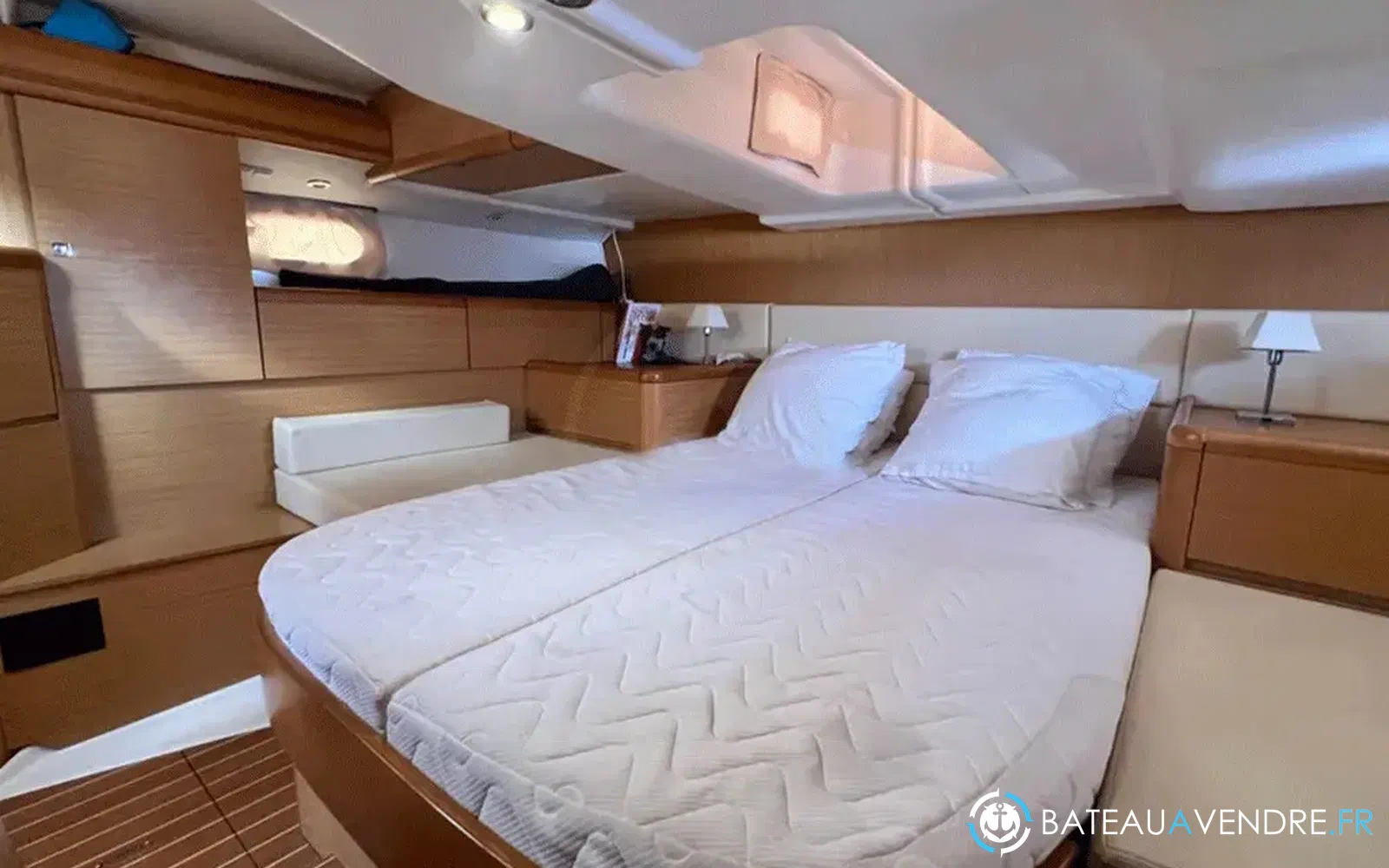 slider 17 Jeanneau Sun Odyssey 50 DS