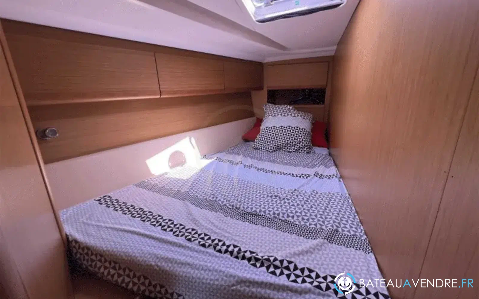 slider 22 Jeanneau Sun Odyssey 50 DS