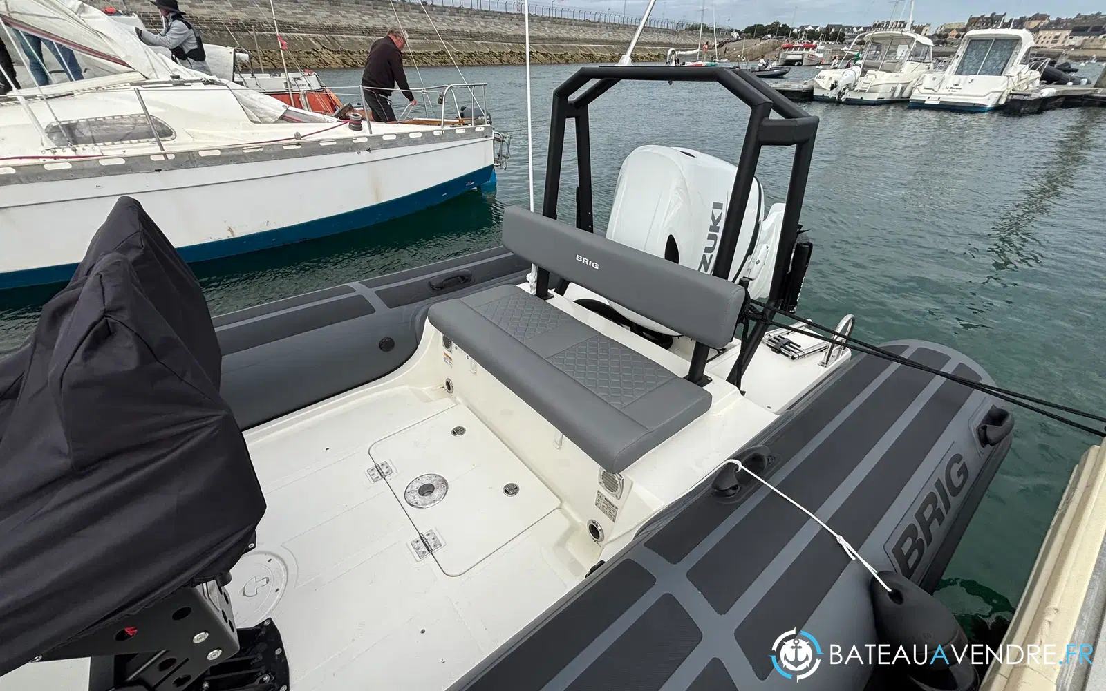 slider 1 Brig Navigator 20